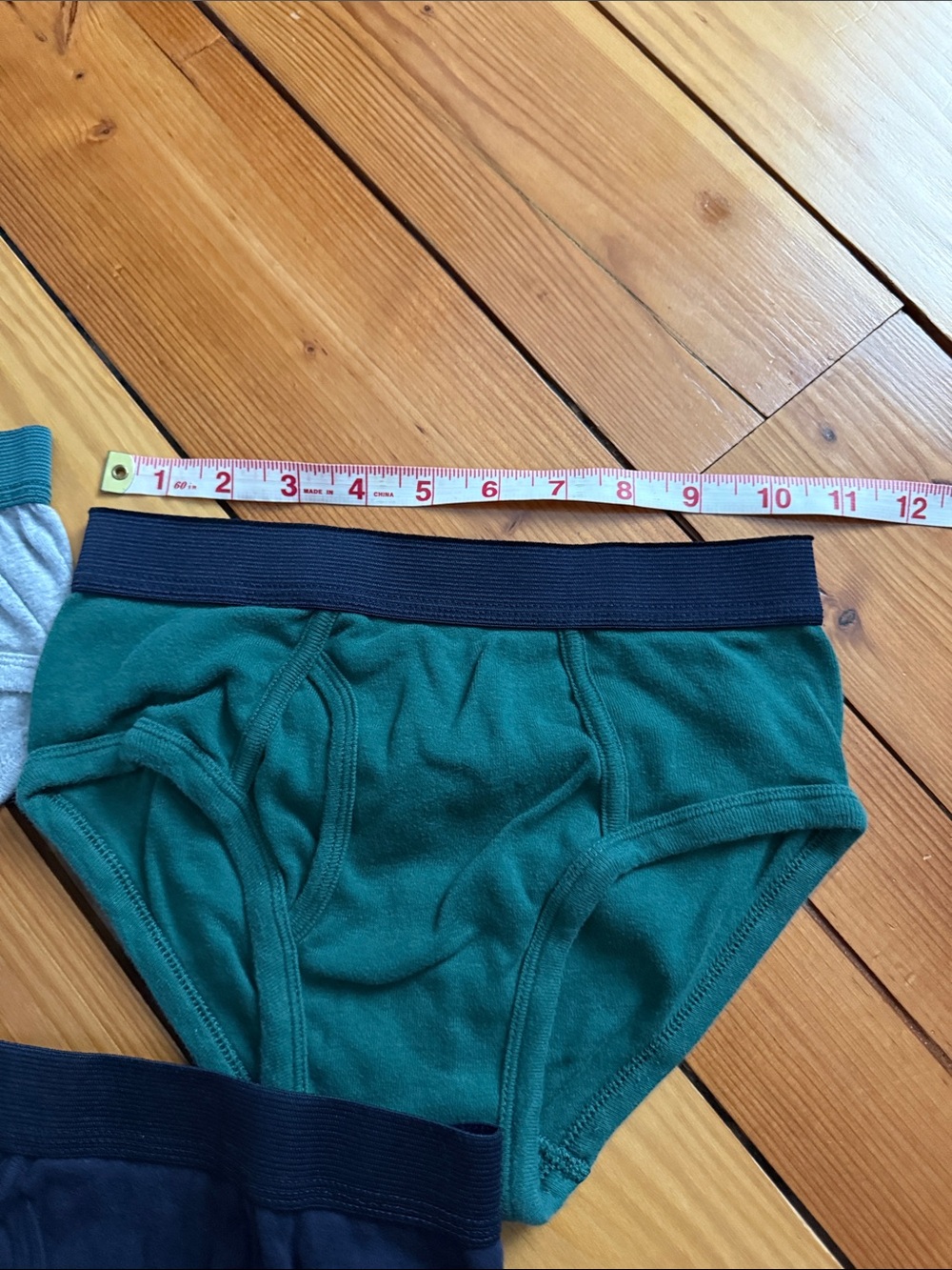 GAP Kids Briefs - Picture 2 of 3